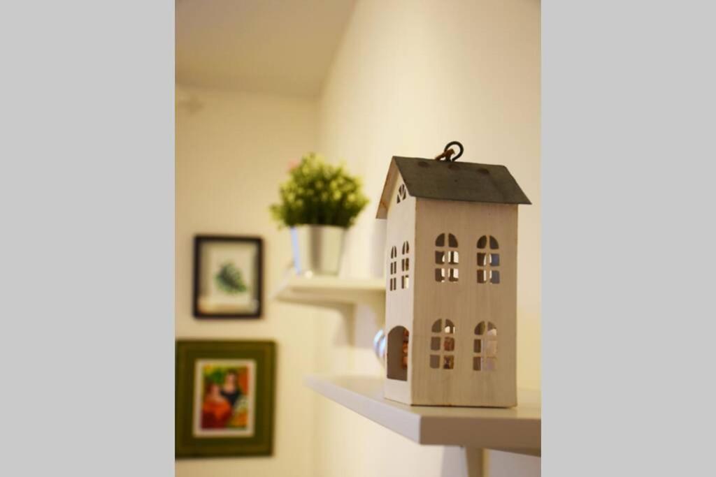 El Pisito De Rodrigo II Apartment ริวาเดเซญา ภายนอก รูปภาพ